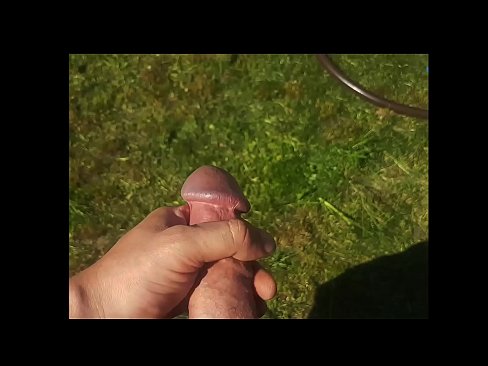 ❤️ Hottie beroa bere pussy arrosa izorratu egiten du eta udako lorategi batean squirt batekin esperma egiten du ❤️❌ Porno %eu.xxxbunker.ruan ❤