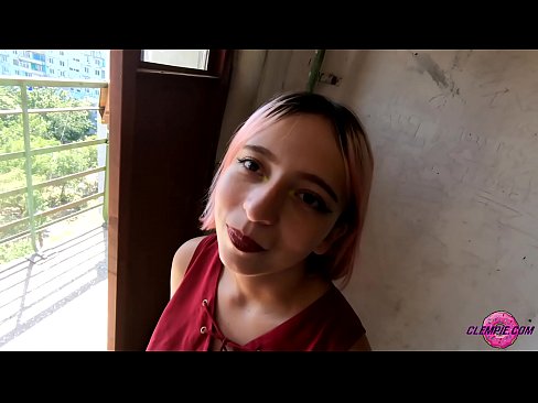 ❤️ Ikasle sentsuak arrotz bat zurrupatzen du kanpoaldean - Cum On His Face ❤️❌ Porno %eu.xxxbunker.ruan ❤